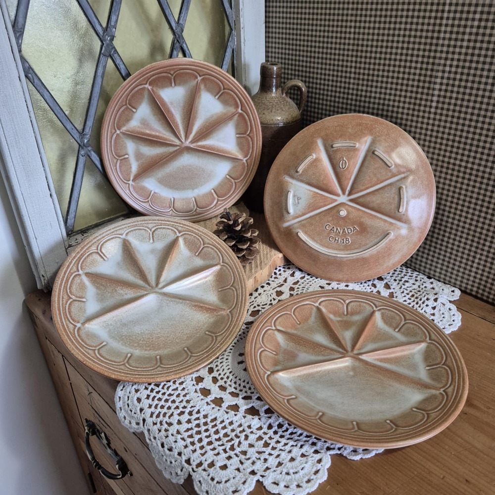 BEAUCE POTTERY Vintage Divided Fondue Plates - Beauceware Set of 4